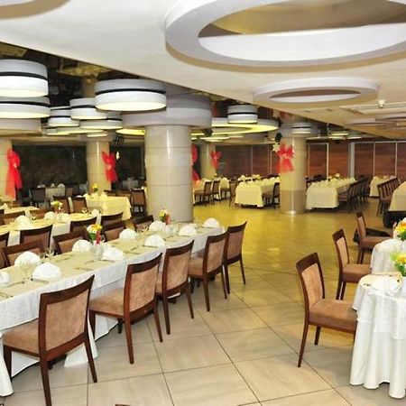 Asya Hotel Istanboel Buitenkant foto