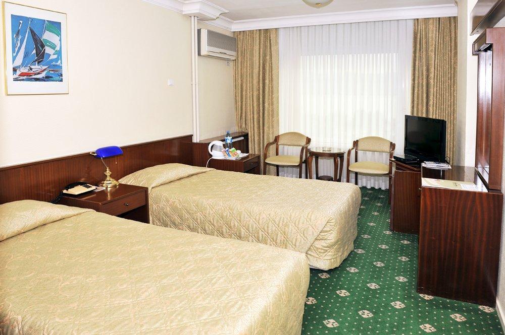 Asya Hotel Istanboel Buitenkant foto