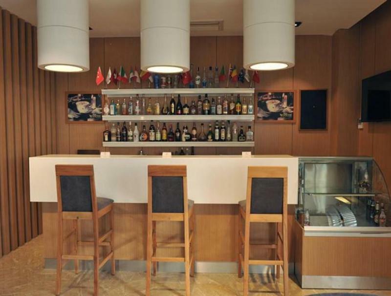 Asya Hotel Istanboel Buitenkant foto